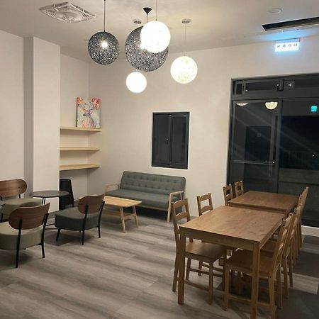 One Night Hostel Yilan Dış mekan fotoğraf